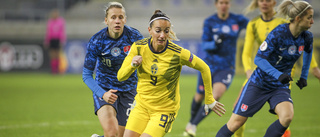 Asllani opererad i tummen igen