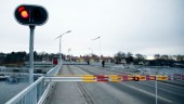 Stallarholmsbron fastnade i öppet läge – igen ✓13.40: Trafiken rullar – igen