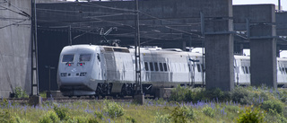 Störningar i tågtrafiken efter olycka och kontaktledningsfel