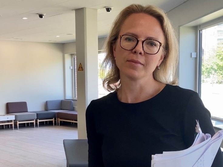 Kammaråklagare Charlotte Genberg kräver strängare straff för Vimmerbypolitikern Erik Paulsson sen han överklagat domen om fängelse i fem år.
