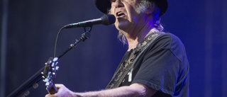 Neil Young klar med sci-fi-roman