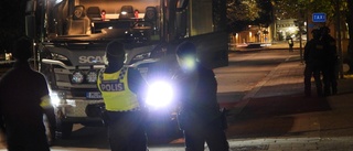 Stora avspärrningar i centrum - nationella bombskyddet på plats i Norrköping