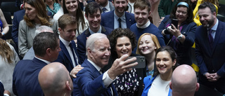 Selfies och kritik när Biden kom till Belfast