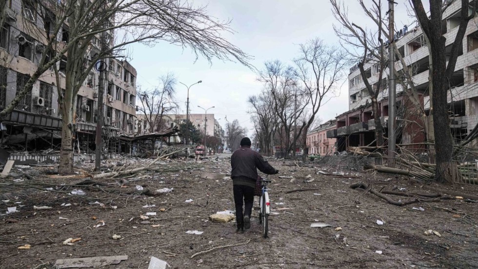 Om Mariupol skulle krossas väntar nästa ukrainska stad att malas ned, och så nästa. Kriget tar bara slut när Ryssland stoppas. 