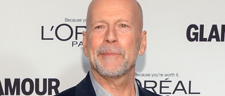 Bruce Willis slutar som skådespelare – har drabbats av afasi