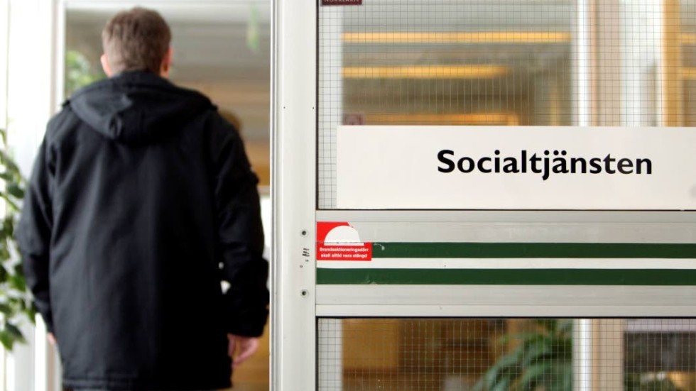 Linköpingslistan har full respekt för socialtjänstens arbete, skriver Cecilia Helber.