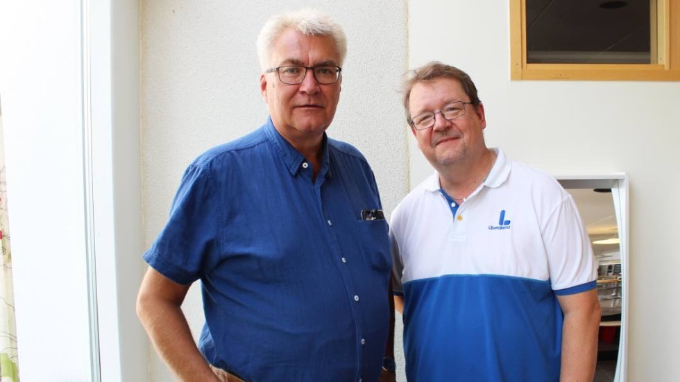 Göran Nilsson och Pierre Edström från Liberalerna har tagit fram ett åtgärdsprogram för medarbetare inom vården i landstinget.
