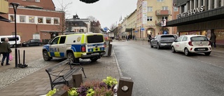 Stor insats i centrala Strängnäs – polisen ryckte ut med flera styrkor