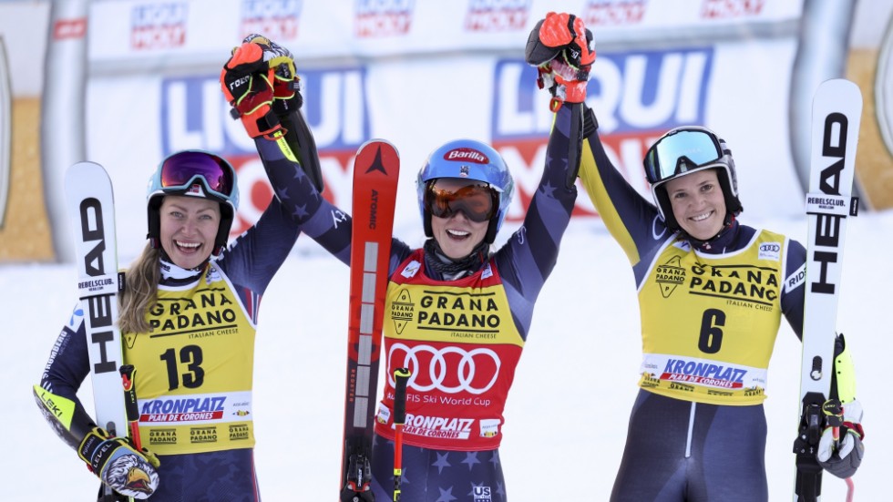 Ragnhild Mowinckel, Mikaela Shiffrin och Sara Hector.