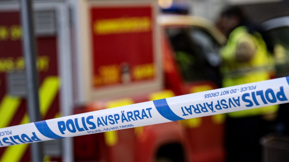 Räddningstjänst och polis har spärrat av området kring Triumfglass i Sävedalen på grund av ett stort ammoniakutsläpp. Arkivbild.