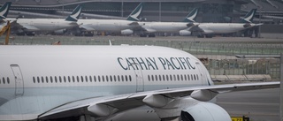 Cathay Pacific vänder till vinst