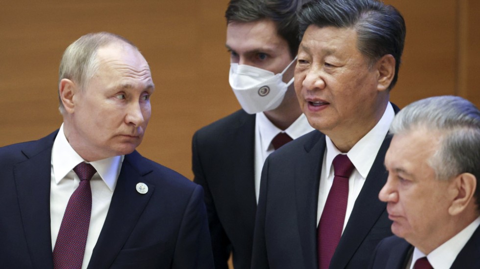 Vladimir Putin och Xi Jinping tillsammans med Uzbekistans president Sjavkat Mirzijojev i Samarkand 2022.