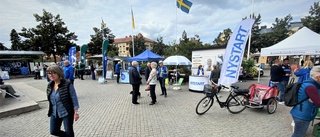 Regeringsfrågan i Enköping osäker in i det sista - Tre partier stänger dörren för SD