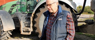 Peters traktorer plundrades: "Man blir uppgiven"