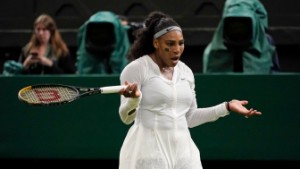 Serena Williams utslagen ur Wimbledon