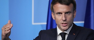 Macron i Afrika för att prata matkris