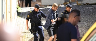 Säkerhetspolisen utreder mordet i Visby som terroristbrott • Misstänkte 32-åringens försvarsadvokat: "Hänvisar till åklagaren"