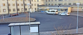 Skellefteå lasarett: Politikerdebatt om hållplats – ”Varför bygga en busskur som inte används?”