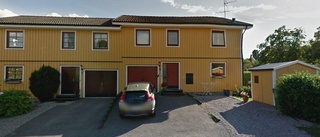 135 kvadratmeter stort kedjehus i Strängnäs sålt till nya ägare
