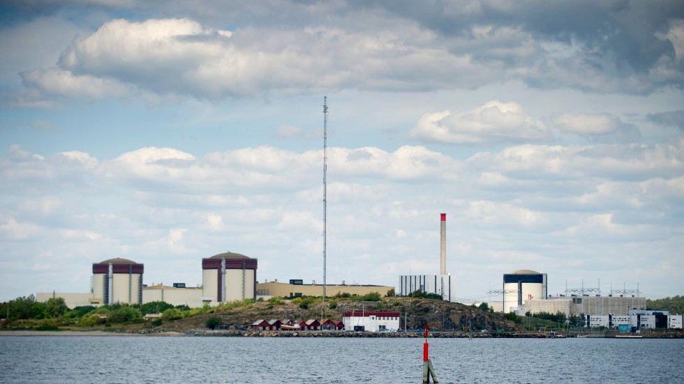 Återkommande stopp, senast i Ringhals 3, sår tvivel om leveranssäkerheten. Att ryska Rosatom är en viktig part i finska kärnkraftsbyggen och att stora drönare siktas vid våra kärnkraftverk väcker också oro – ovanpå den stora frågan om slutförvar. Hur säker är kärnkraften? skriver Göran Färm.