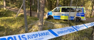 Man i 30-årsåldern hittades avliden i skogen