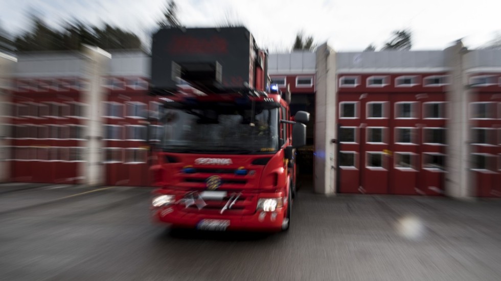 Fem personer har förts till sjukhus efter en lägenhetsbrand vid Frölunda Torg i Göteborg. Arkivbild.