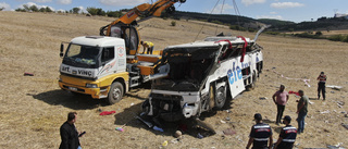 Minst 15 döda i turkisk bussolycka