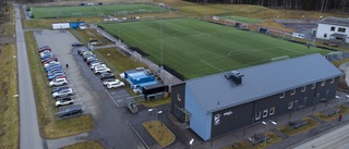 Nu läggs nytt gräs på ny fotbollsarena i Linköping: "Äntligen"