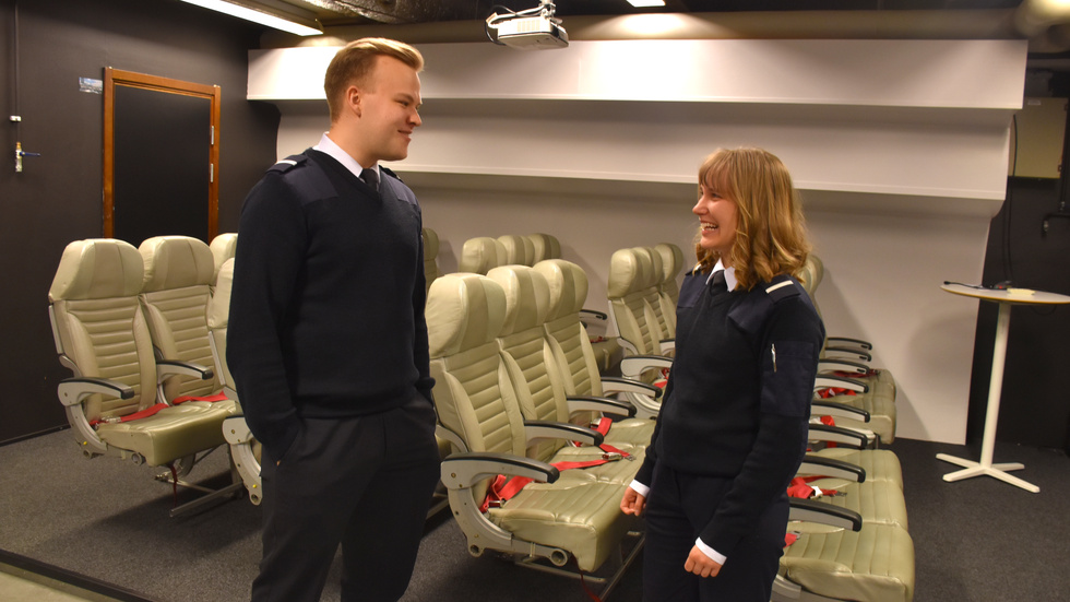 Emil Rönn and Emilia Holm both come from the Finnish city of Vasa and were acquaintances before applying to Green Flight Academy, where they are now classmates.