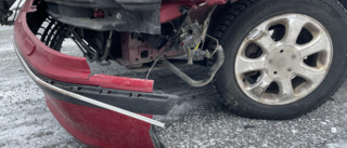 Trafikolycka i Klutmark – två personbilar i krock