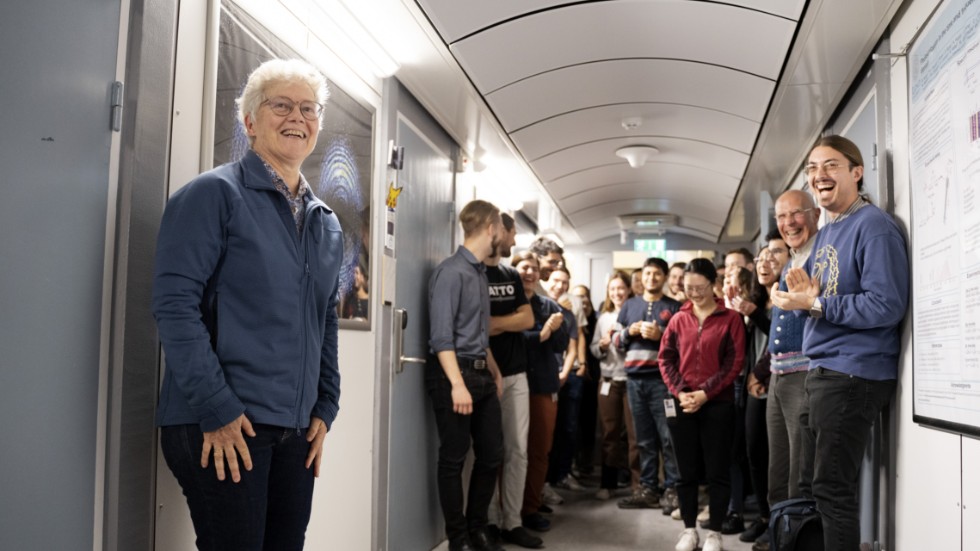 Den fransksvenska fysikern Anne L’Huillier (till vänster) är en av årets Nobelpristagare i fysik, verksam på Lunds universitet.