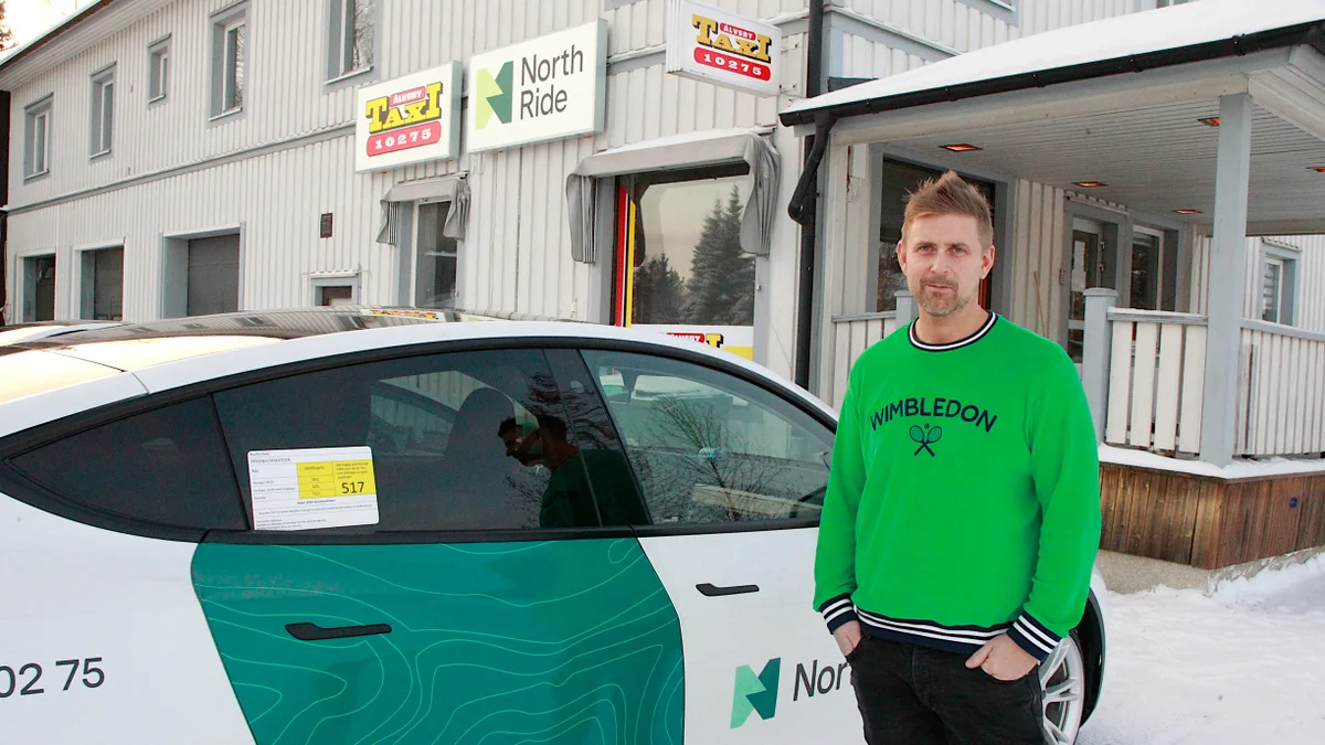 Gröna taxibolaget följer strejken med intresse