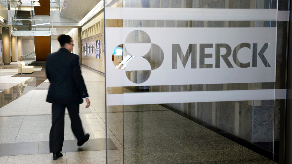 Merck & Co höjer prognosen. Arkivbild