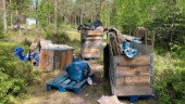 Dumpade sopor blockerar skogsstigen: "Bara hemskt"
