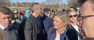 LIVE: Polisen förberedd för statsministern – följ Anderssons besök i Navestad direkt