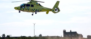 Helikopter kunde inte lyfta – sjuk man fick åka fyrhjuling