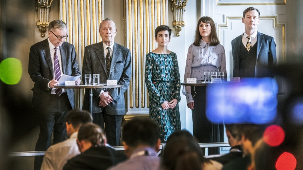 2018 och 2019 års Nobelpristagare bereddes av en Nobelkommitté där Rebecka Kärde, Mikaela Blomqvist och Henrik Petersen var externa medlemmar. I den nya kommittén sitter endast ledamöter från Svenska Akademien. Arkivbild.