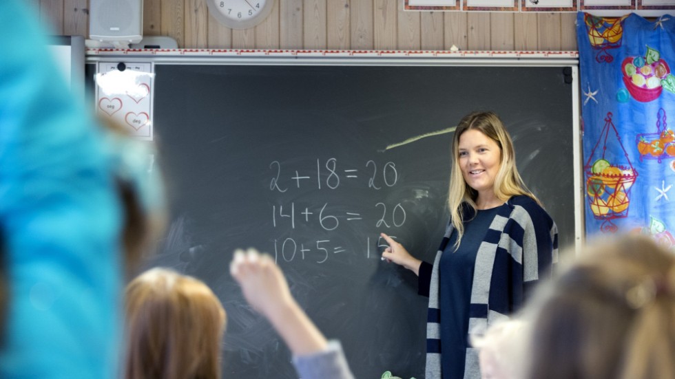 Rektorer kan tvingas avbryta semestern för att lösa behovet av lärare till hösten, skriver ordföranden för Lärarförbundet Skolledare.