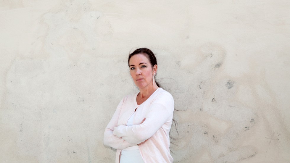 Jenny Westerstrand, jurist har doktorerat om mäns våld mot kvinnor. Nu är hon ordförande Roks, riksorganisationen för kvinnojourer och tjejjourer i Sverige.