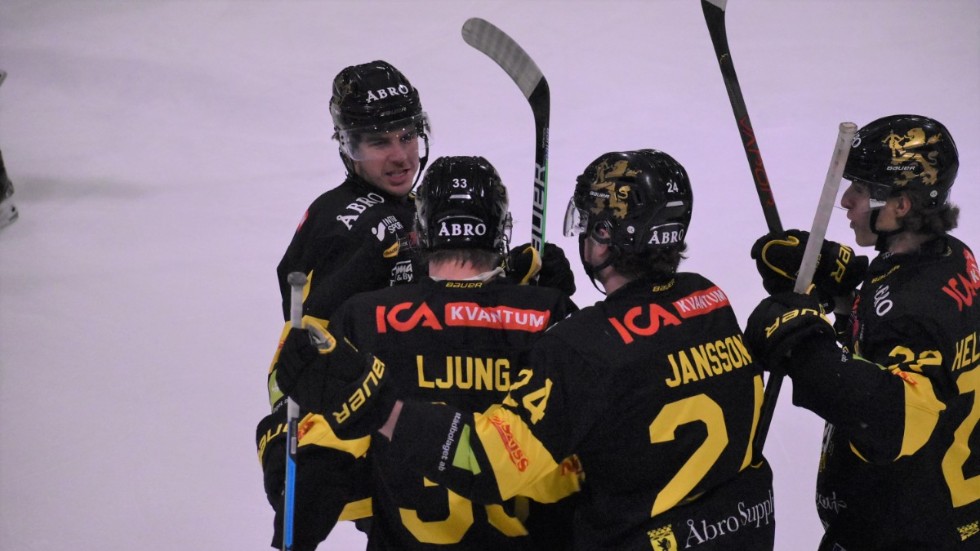 Vimmerby Hockey behöver nå upp i ett eget kapital på 180 000 kronor nästa säsong för att klara förbundets krav.