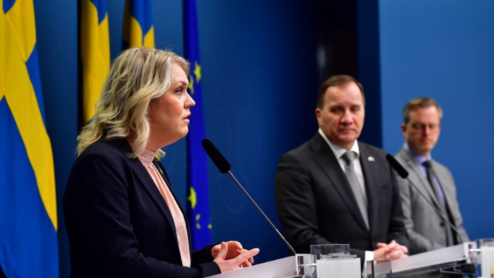 Inkonsekvent regering. Sveriges coronastrategi har under senhösten varit både kortsiktig och inkonsekvent.