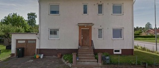 75-åring ny ägare till hus i Hultsfred - 975 000 kronor blev priset