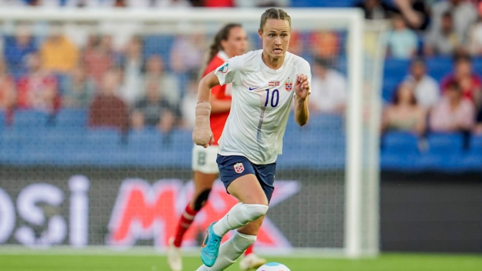 Caroline Graham Hansen tar en paus från spel i norska landslaget.