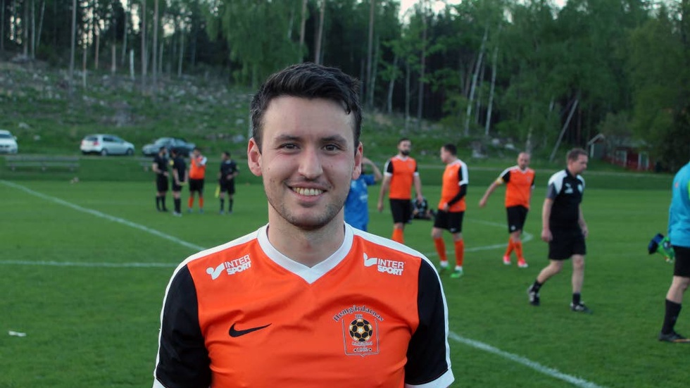 Amir Suljic, spelande tränare i HBK United, var nöjd med 4–3-segern mot LSW på Stjärnvallen i Stjärnorp. HBK jobbar på att få spela i Skäggetorp igen.