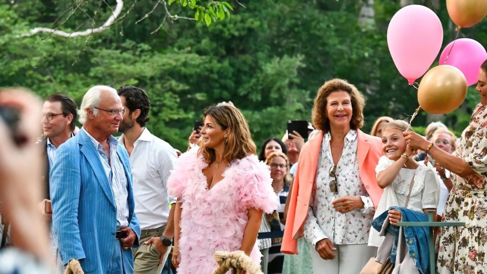 I somras framträdde bland andra Carola på Sollidens slott. Då besöktes konserten av kung Carl XIV Gustaf och drottning Silvia och flera av de yngre medlemmarna av kungafamiljen. Pressbild.