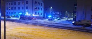 Trafikolycka på Carlavägen i snöfallet – två till sjukhus