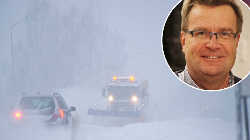 Pär Edgren, arbetschef på Svevia uppmanar bilisterna att ta god tid på sig för julresan. Och att respektera att vägen är en arbetsplats. Trots att undersökningen visar att många tycker att respekten är för dålig, är det inte sällsynt med incidenter.