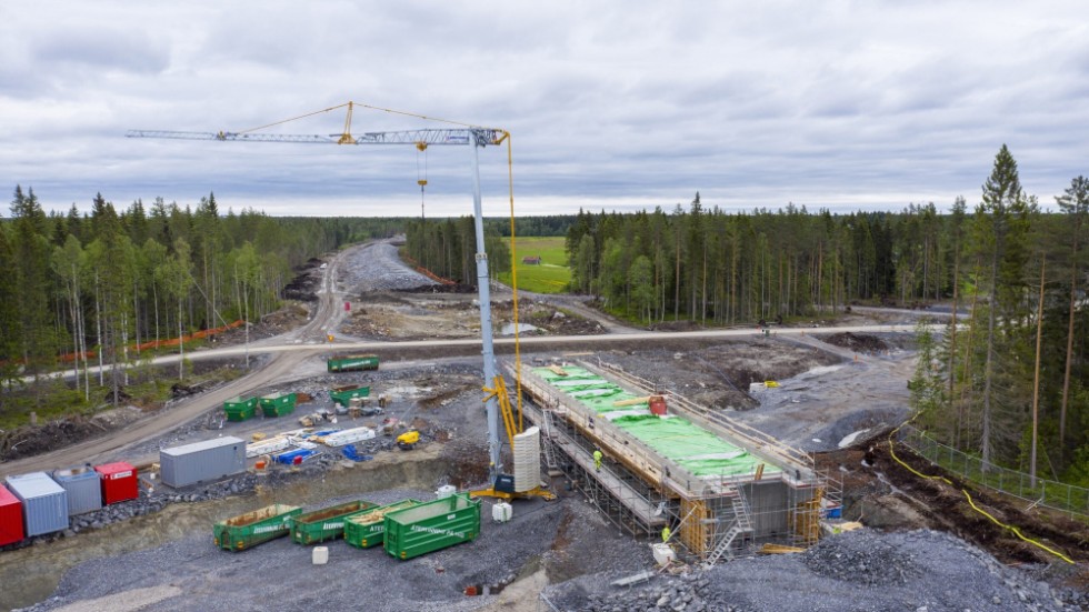 Efter många turer under många år väcks återigen oron för att en ny regering ska innebära ett stopp för byggandet av Norrbotniabanan.
