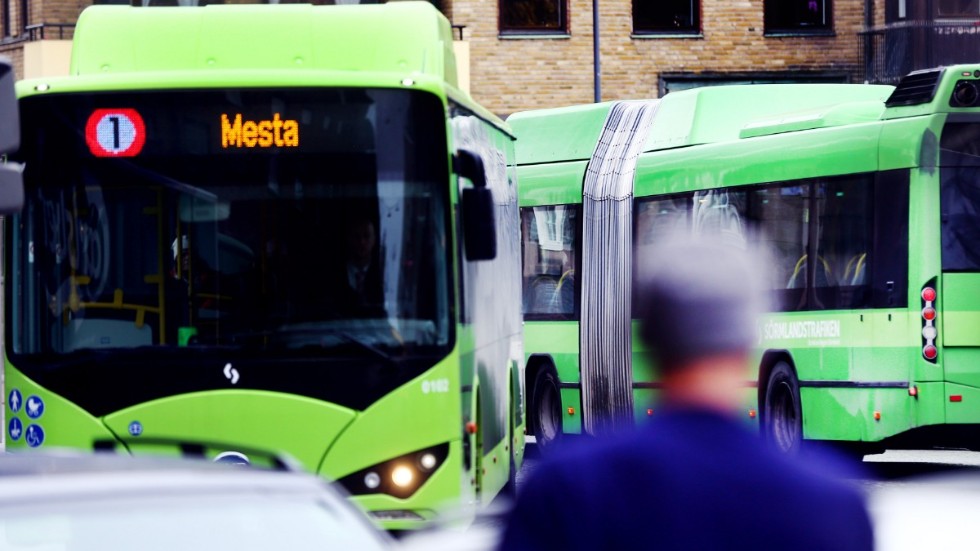 Det lokala bussbolaget i Eskilstuna sanktionerar brott.
Skriver Nalle Weinstock, Eskilstuna.