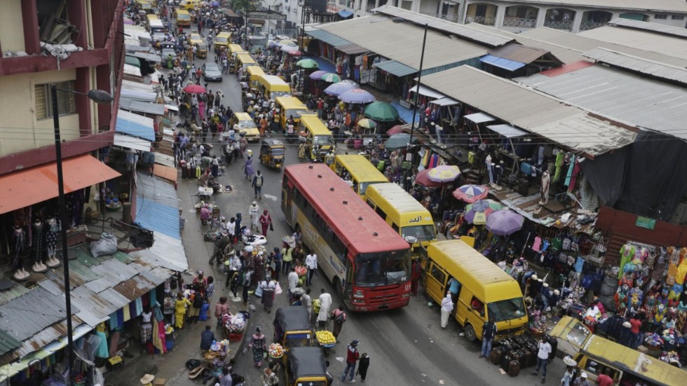 Befolkningen i Nigeria spås öka stort, till skillnad från i de flesta av världens länder. Arkivbild från Lagos.